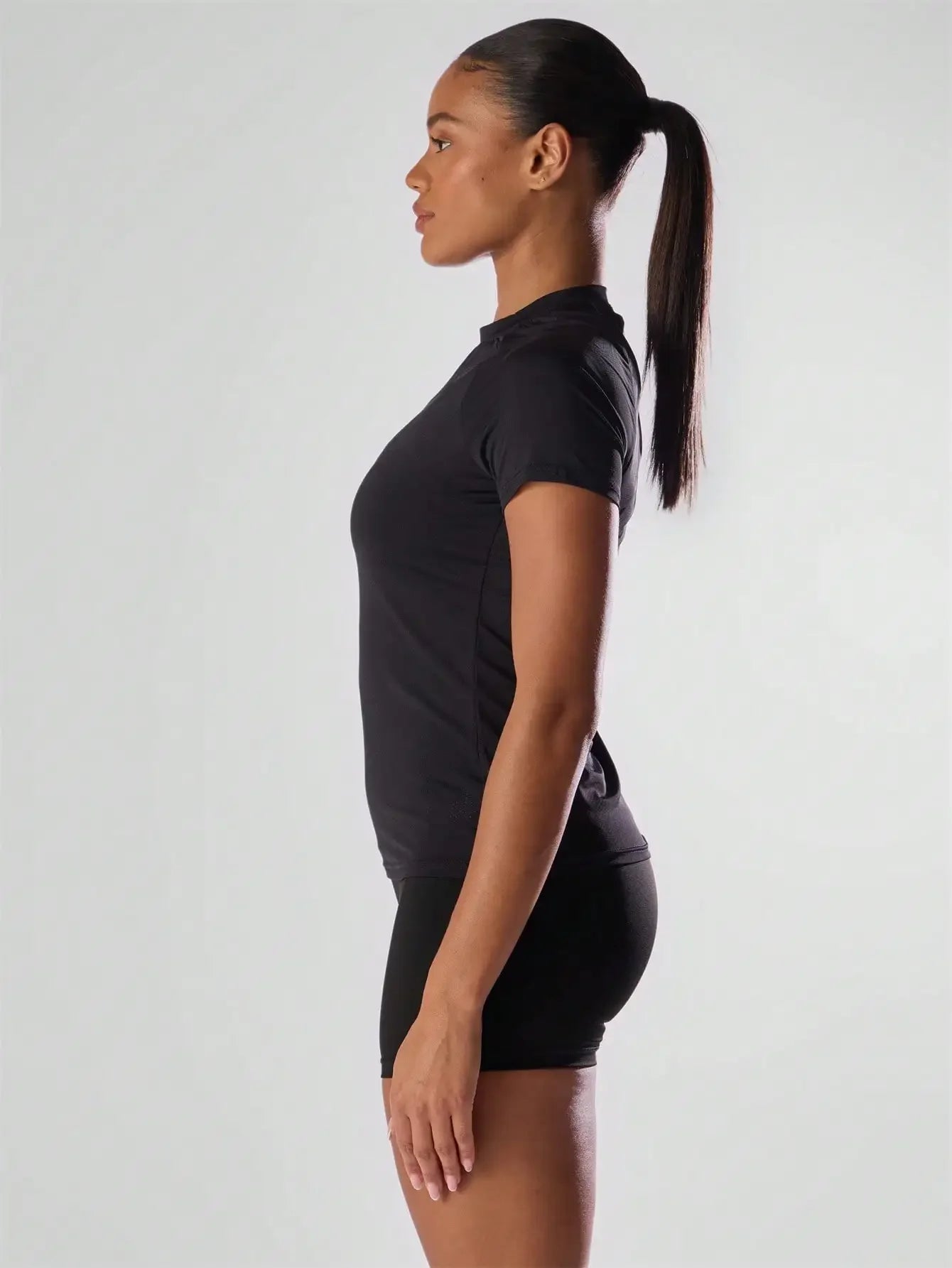 Women Slim Fit Sport Short Sleeve Running Tee For Workouts