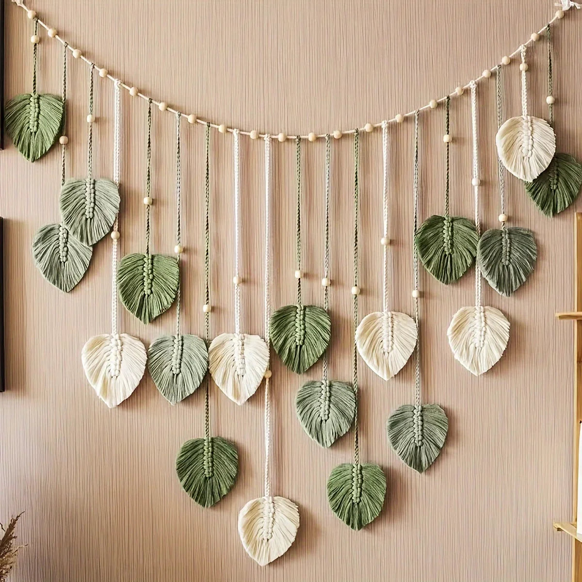Modern Woven Wall Decor With Green Leaves And Bohemian Style