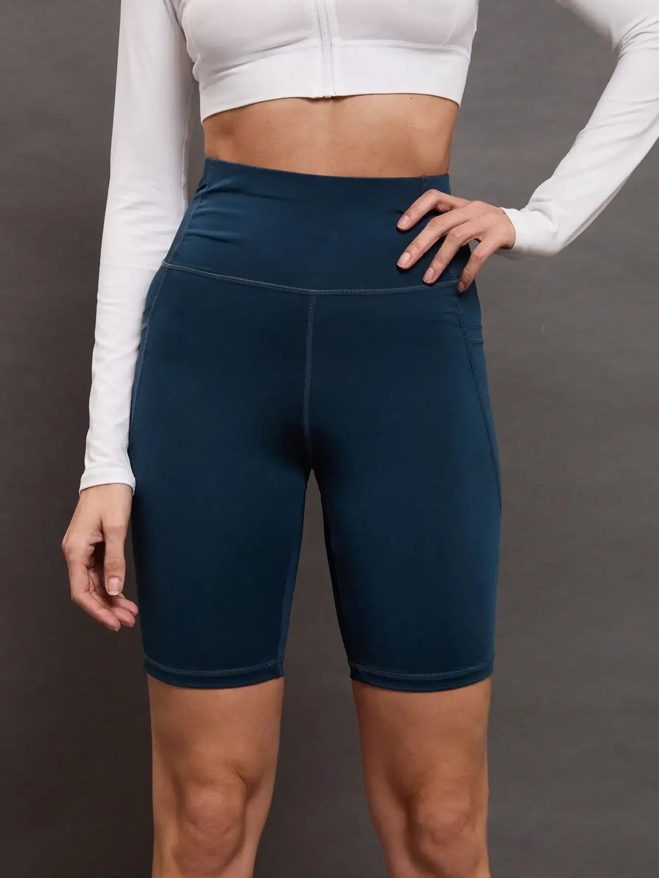 Womens Quick Dry Yoga Shorts With Pocket And Mesh Detail