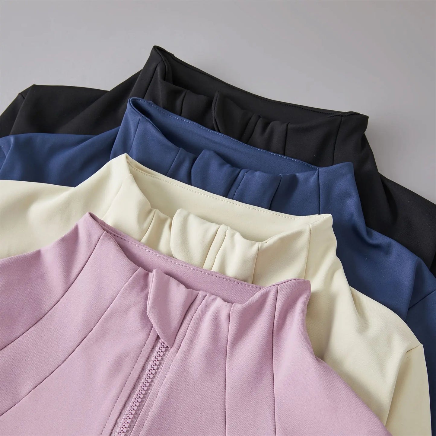 Women's Lightweight Yoga Jacket With Zipper Pockets And Thumb Openings